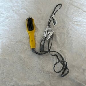 Drybar The Baby Brush Crush Mini Heated Travel Straightening Brush